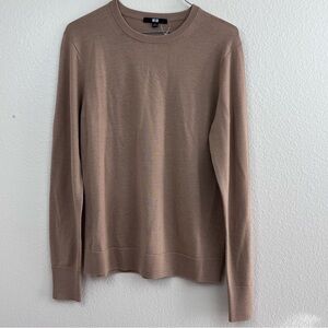 UniQlo Women’s Tan Sweater Sz. Small